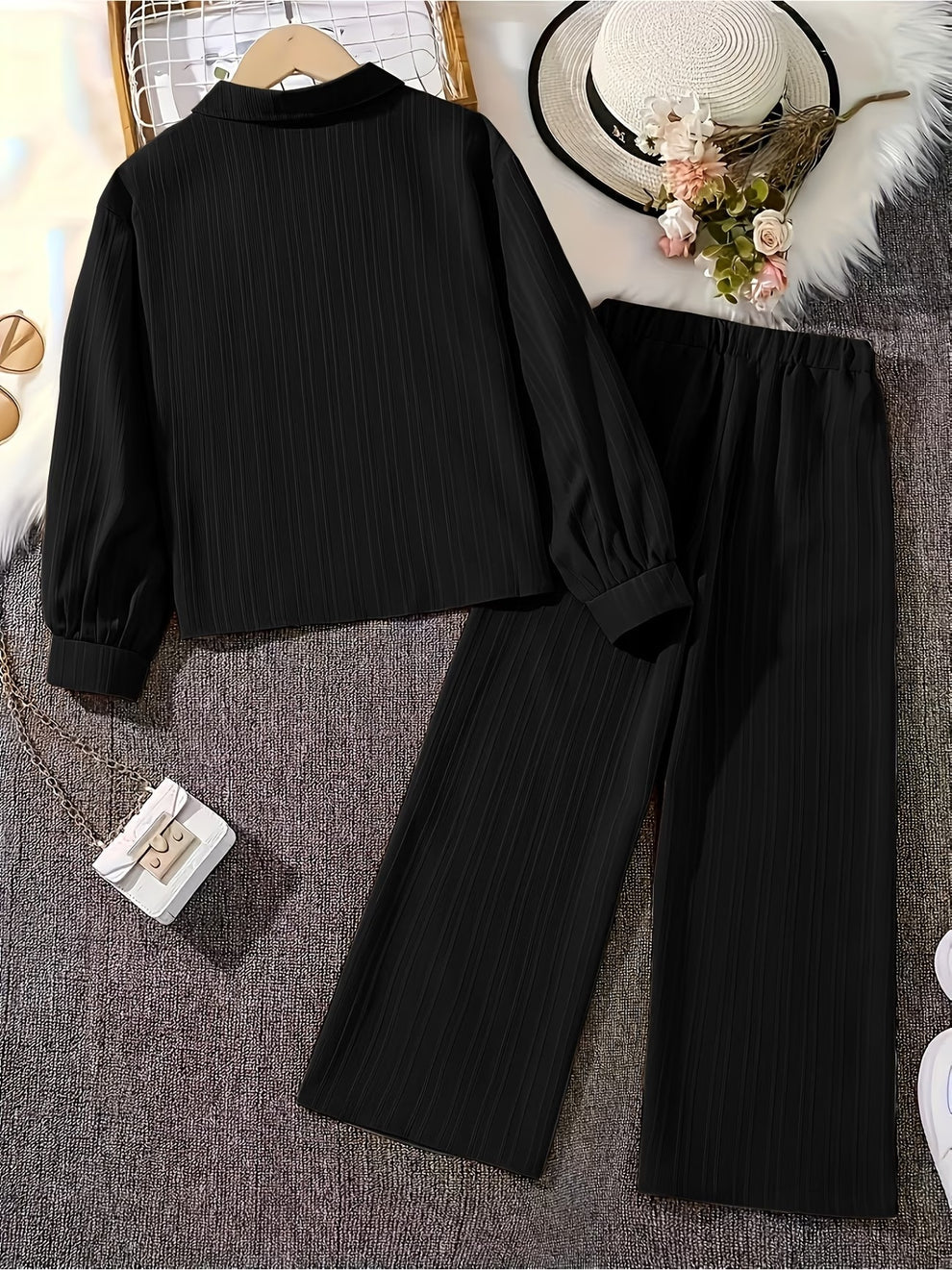 Effortless Style Meets Everyday Comfort